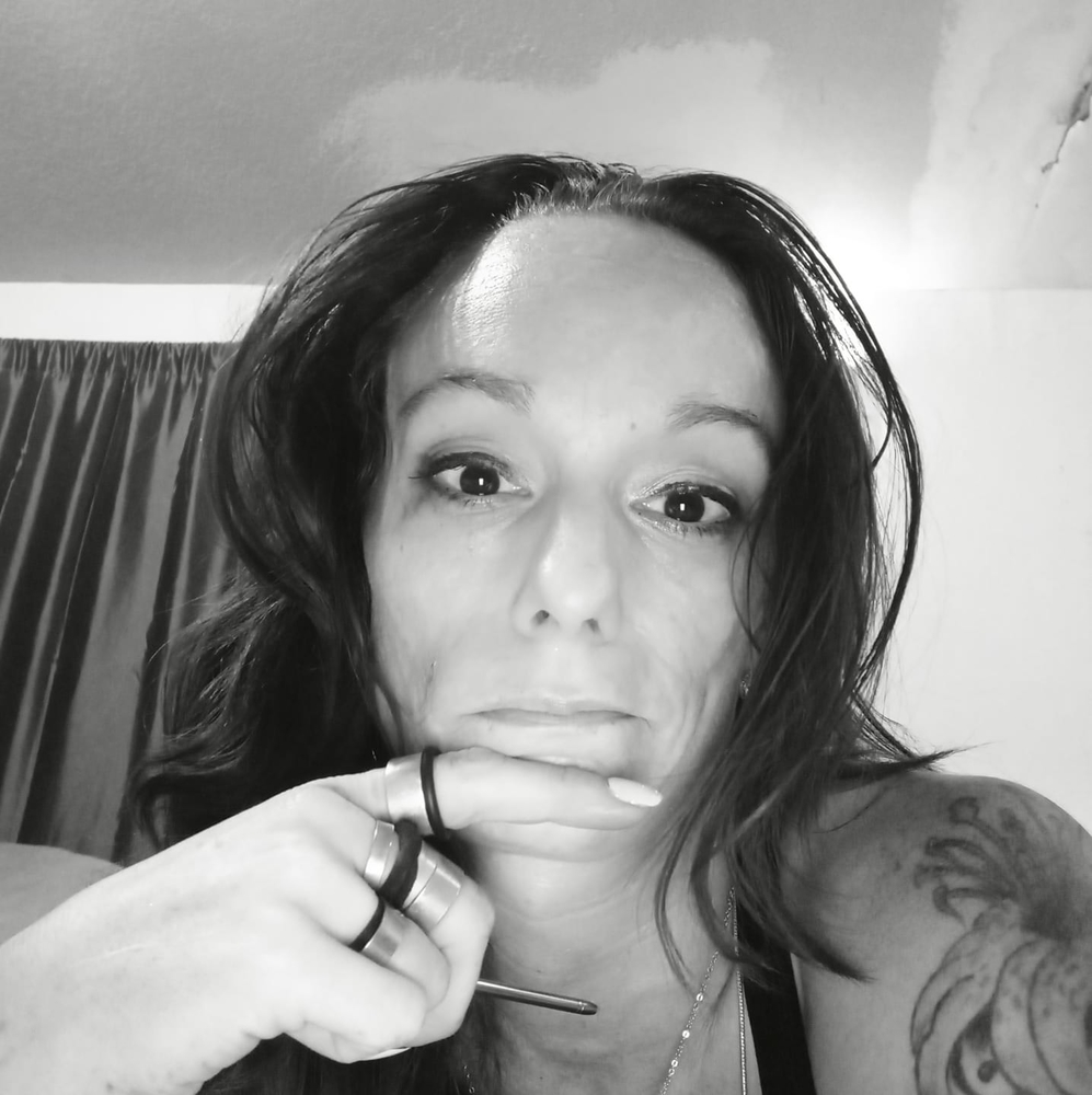 Meet your Posher, Ada